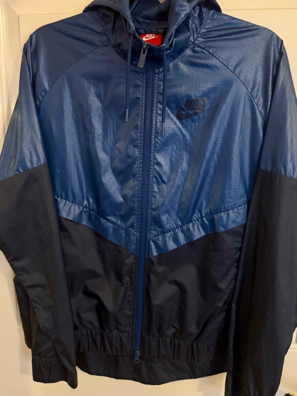 Nike Windrunner Blue and Black Two-Tone Hooded Windbreaker Jacket - Picture 8 of 8